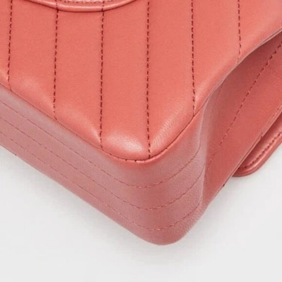 Chanel Rosewood Chevron Quilted Lambskin Leather Classic Medium Double Flap Bag - Picture 4 of 10